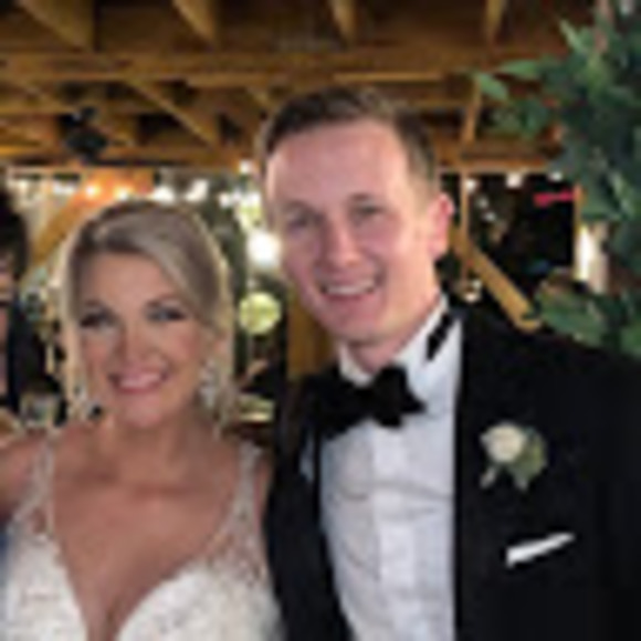 Meet your Posher, Caroline - Picture 1 of 1